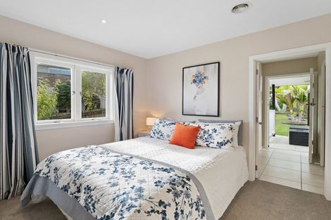 Photo of property in 2/531 Beach Road, Murrays Bay, Auckland, 0630