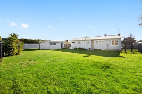 Photo of property in 25 Cotton Street, St Andrews, Hamilton, 3200