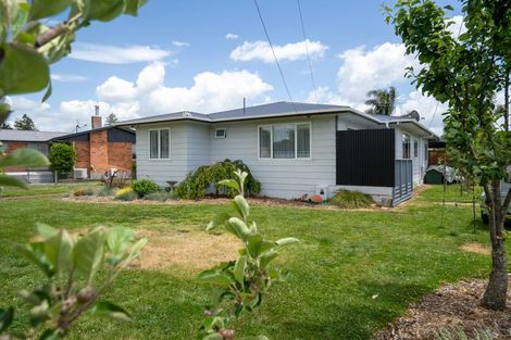 Photo of property in 12 Glover Street, Leamington, Cambridge, 3432