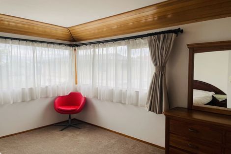 Photo of property in 1/89 Royal View Road, Te Atatu South, Auckland, 0610