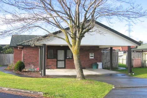 Photo of property in 15 Waylen Place, Burswood, Auckland, 2013