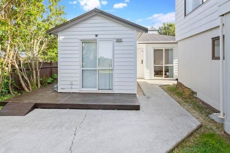 Photo of property in 44 Gosford Drive, Botany Downs, Auckland, 2010