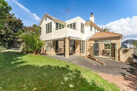 Photo of property in 19 Gilberd Place, Torbay, Auckland, 0630