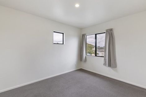 Photo of property in 13b Sunnydale Place, Oteha, Auckland, 0632