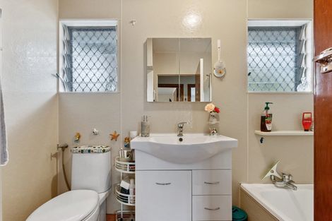 Photo of property in 49a Mains Avenue, Kensington, Whangarei, 0112