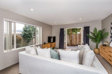 Photo of property in 21 Cadogan Street, Sydenham, Christchurch, 8023