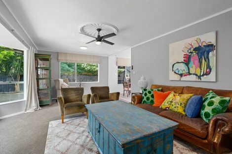 Photo of property in 6 Kelly Road, Cambridge, 3434