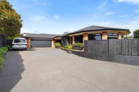 Photo of property in 10a Long Place, Frankleigh Park, New Plymouth, 4310