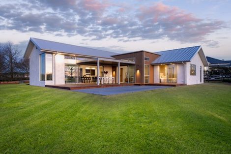 Photo of property in 28 Nickle Road, Cambridge, 3495