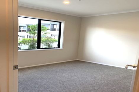 Photo of property in 52 Rangihina Road, Hobsonville, Auckland, 0616