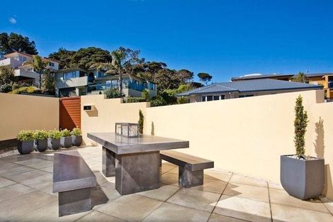 Photo of property in 19 Mariners View Road, Beach Haven, Auckland, 0626