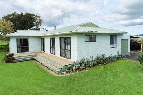 Photo of property in 76 Robertson Road, Ruawai, 0591