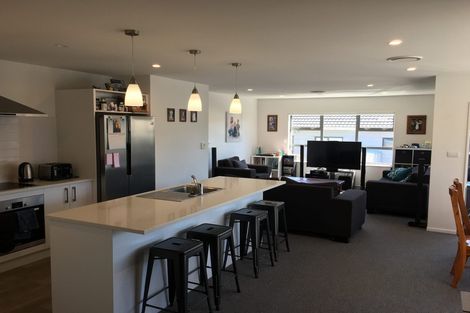 Photo of property in 39a Bay Street, Red Beach, 0932