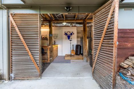 Photo of property in 161 Kimihia Road, Huntly, 3771