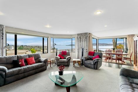 Photo of property in 1/72 Harvey Street, Waipahihi, Taupo, 3330