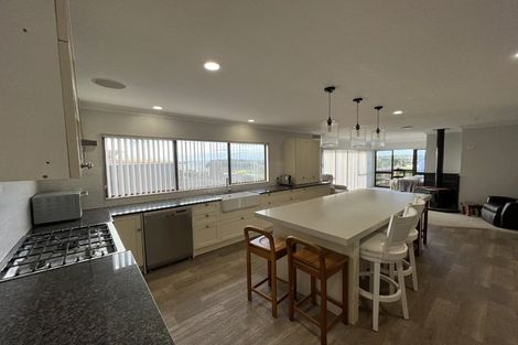 Photo of property in 44 Totara Road, Stanmore Bay, Whangaparaoa, 0932