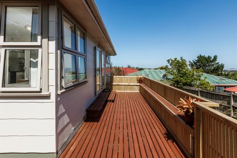 Photo of property in 1/412 East Coast Road, Sunnynook, Auckland, 0630