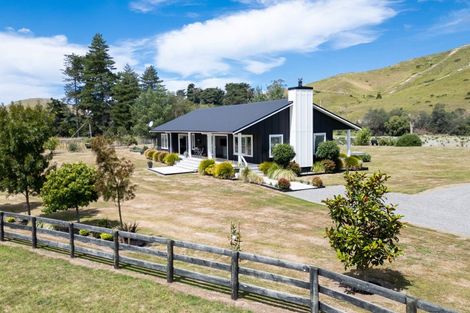 Photo of property in 72 River Road, Otane, Waipawa, 4271