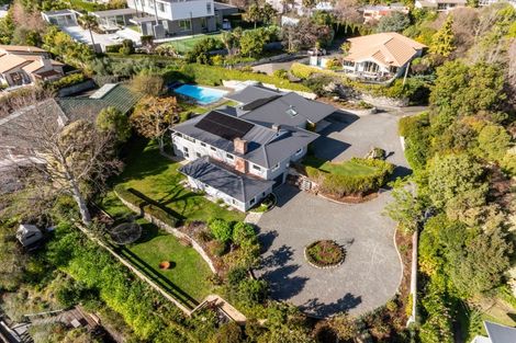 Photo of property in 21 Busby Hill, Havelock North, 4130