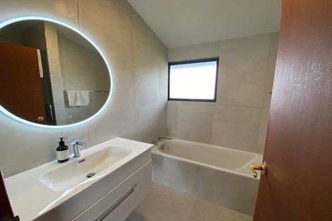 Photo of property in 35 Redwing Street, Browns Bay, Auckland, 0630