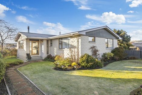 Photo of property in 13 Walnut Place, Mosgiel, 9024
