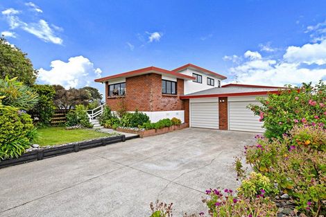 Photo of property in 4 Channel View Road, Clarks Beach, Pukekohe, 2679