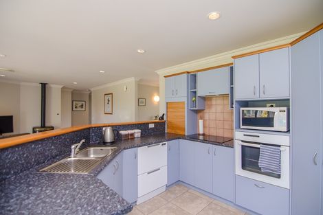 Photo of property in 10 Kenwyn Drive, Carterton, 5713