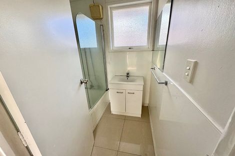 Photo of property in 1 Hywell Place, Manurewa, Auckland, 2102
