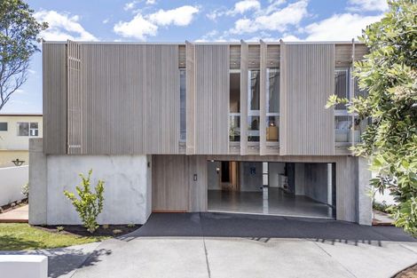 Photo of property in 100 Pipi Road, Whangamata, 3620