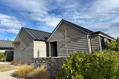 Photo of property in 6 Kokako Lane, Jacks Point, Queenstown, 9371