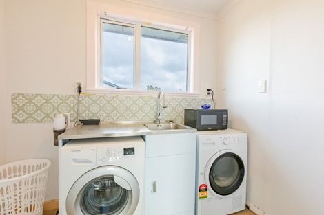 Photo of property in 59 Hillary Crescent, Maraenui, Napier, 4110