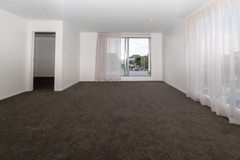 Photo of property in Bella Vista, 1g/84 Gunner Drive, Te Atatu Peninsula, Auckland, 0610