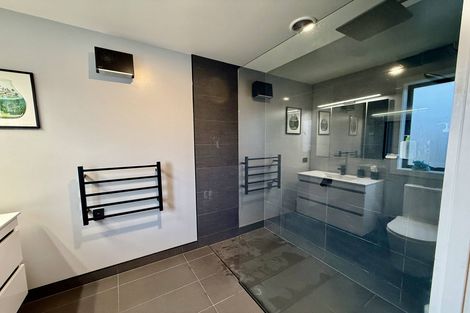 Photo of property in 17 Rexs Way, Green Island, Dunedin, 9018