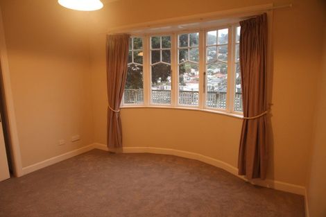 Photo of property in 6 Waikato Street, Island Bay, Wellington, 6023