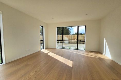 Photo of property in 41b Candia Road, Swanson, Auckland, 0614