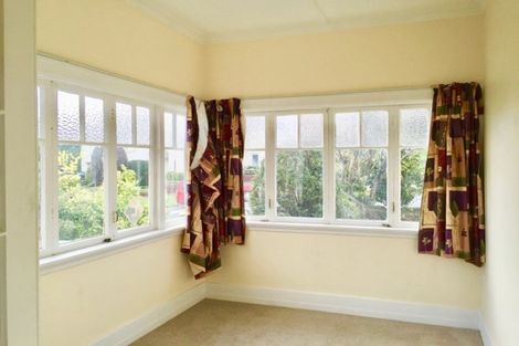 Photo of property in 3 Stone Street, Kenmure, Dunedin, 9011