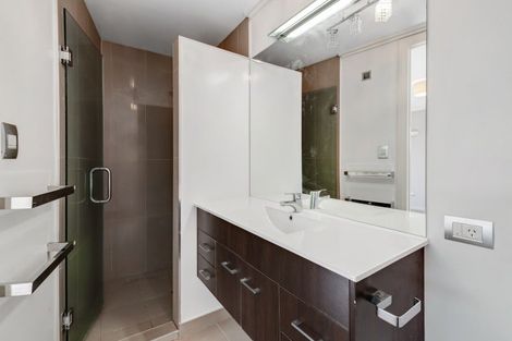 Photo of property in 21 Bayview Park Lane, Orewa, 0931