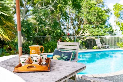 Photo of property in 266 Gorge Road, Maungaturoto, 0588