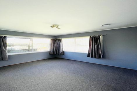 Photo of property in 43 Kurnell Drive, Botany Downs, Auckland, 2010