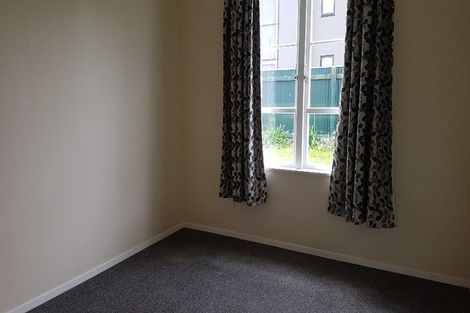 Photo of property in 2/62 Cuba Street, Petone, Lower Hutt, 5012