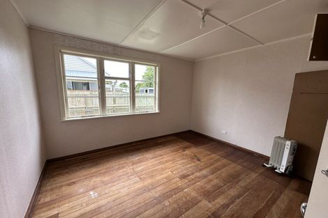 Photo of property in 18 Egmont Street, Kaponga, Hawera, 4679