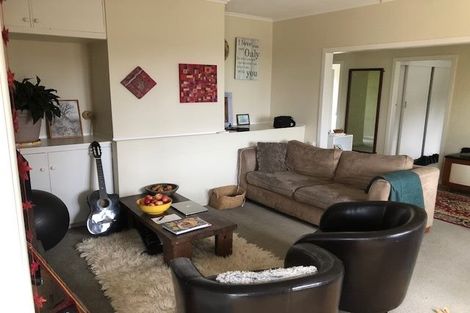 Photo of property in 212 Godley Road, Titirangi, Auckland, 0604