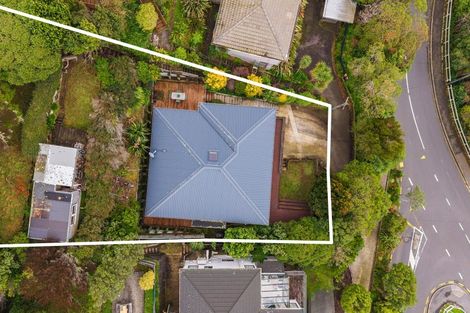 Photo of property in 129 Cockayne Road, Khandallah, Wellington, 6035