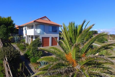 Photo of property in 13 Aranui Avenue, Waitarere Beach, Levin, 5510