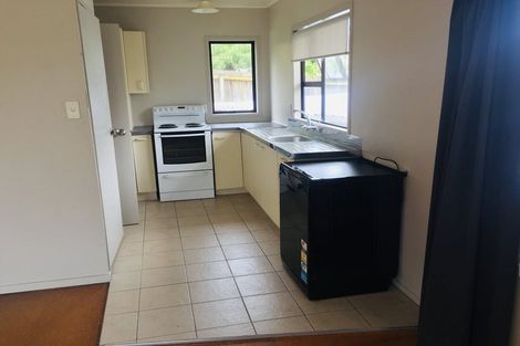 Photo of property in 25 Aeroview Drive, Beach Haven, Auckland, 0626