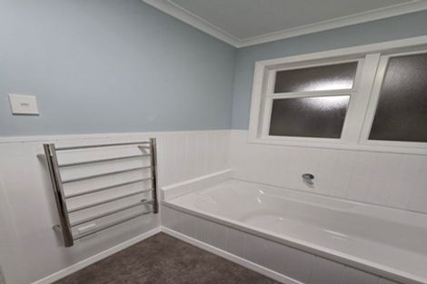 Photo of property in 3 Jackson Street, College Estate, Whanganui, 4500