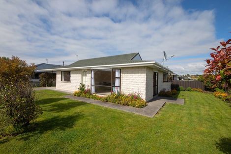 Photo of property in 90 Warwick Street, Feilding, 4702