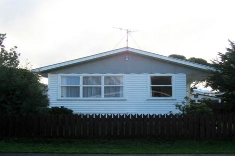 Photo of property in 41 Walton Road, Paraparaumu Beach, Paraparaumu, 5032