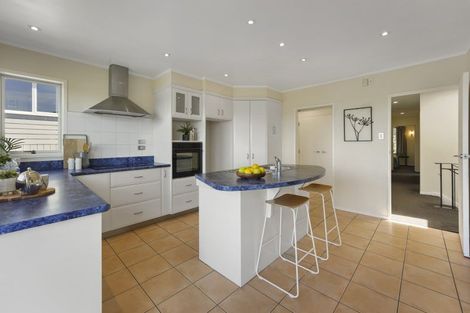 Photo of property in 13 Rajkot Terrace, Broadmeadows, Wellington, 6035