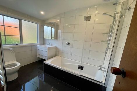 Photo of property in 18a Wai-iti Crescent, Woburn, Lower Hutt, 5010
